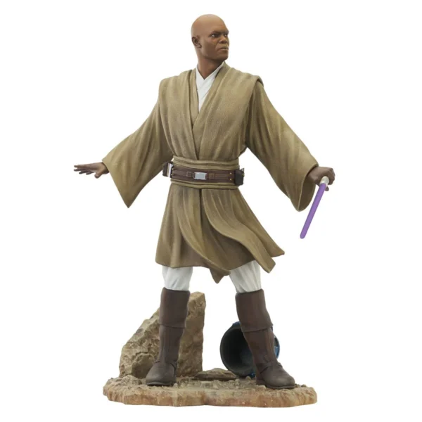 Mace Windu Statue - Image 3