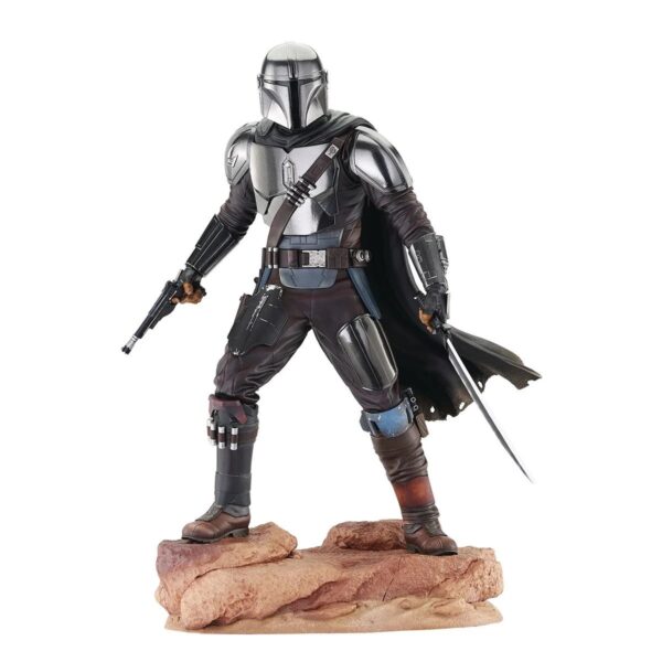 The Mandalorian Season 3 Statue